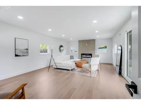 12525 SW 12th Street Beaverton OR 97005