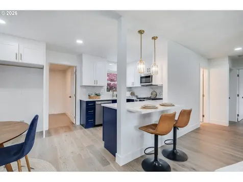 12525 SW 12th Street Beaverton OR 97005