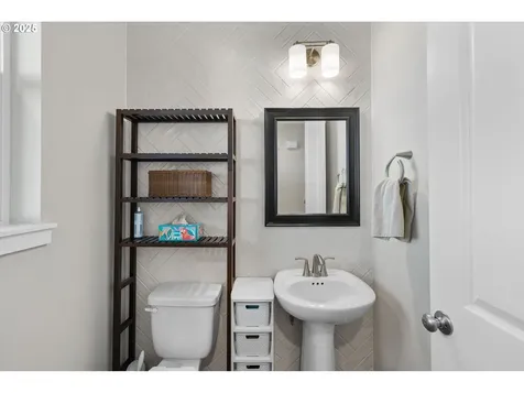 11872 SE Bridal Veil Falls Place Happy Valley OR 97086