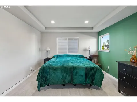 11872 SE Bridal Veil Falls Place Happy Valley OR 97086