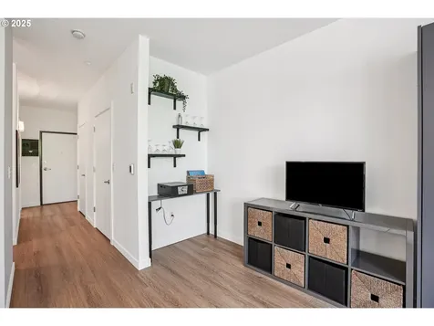 1125 NW 9th Avenue Portland OR 97209
