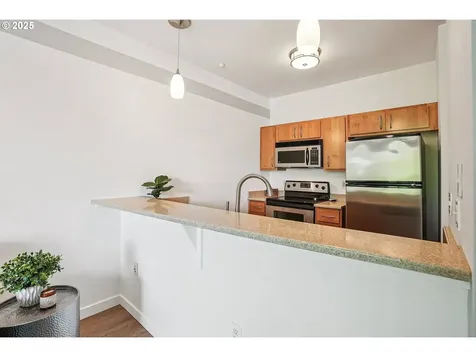 1125 NW 9th Avenue Portland OR 97209