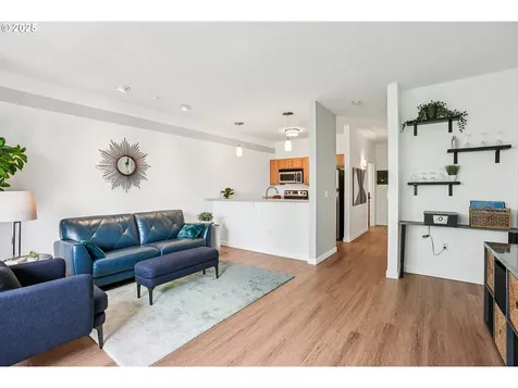 1125 NW 9th Avenue Portland OR 97209