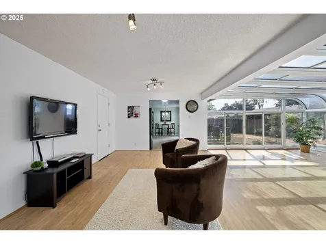978 Welcome Way Eugene OR 97402