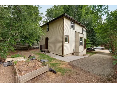 1827 SE Oak Street Portland OR 97214