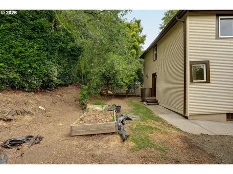 1827 SE Oak Street Portland OR 97214