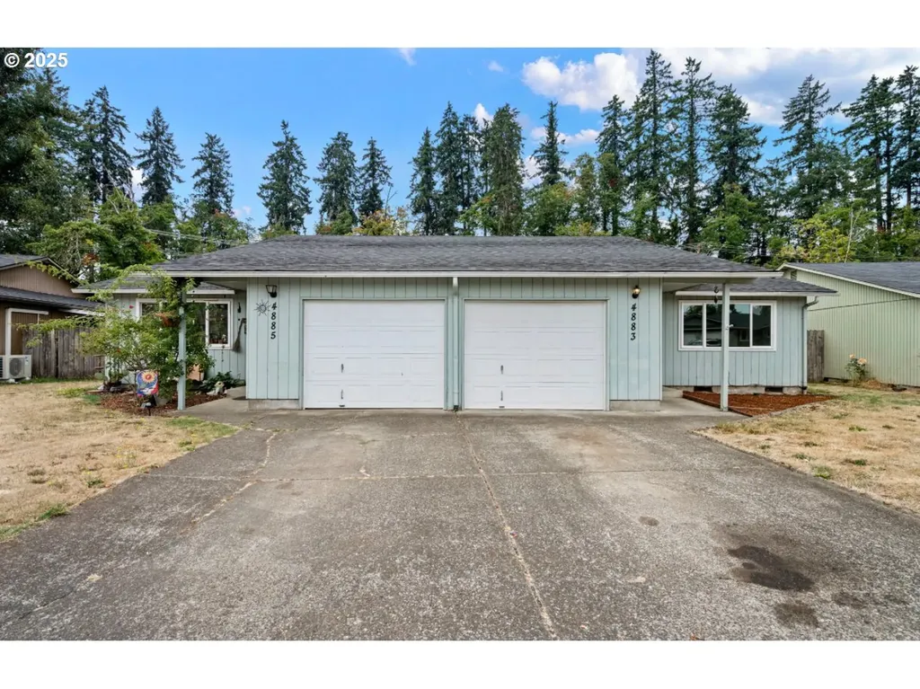 4883 Elderberry Loop Springfield OR 97478