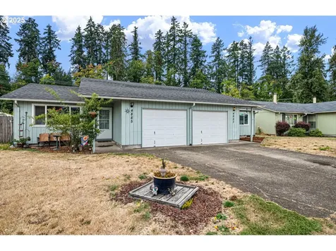 4883 Elderberry Loop Springfield OR 97478