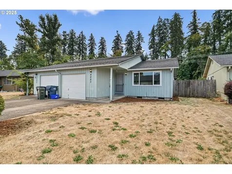 4883 Elderberry Loop Springfield OR 97478