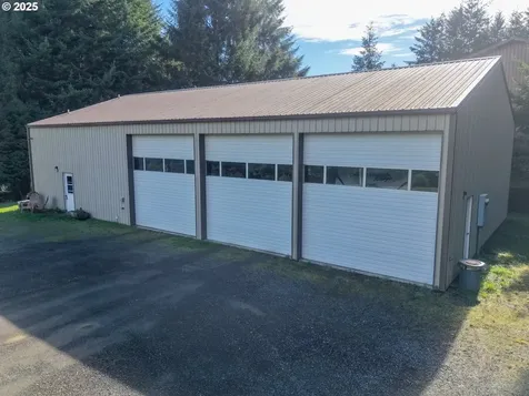 63011 Isthmus Heights Road Coos Bay OR 97420
