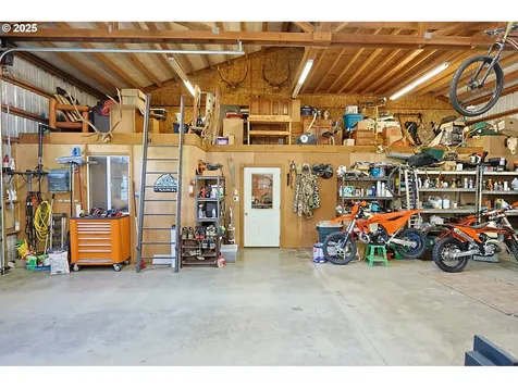 63011 Isthmus Heights Road Coos Bay OR 97420
