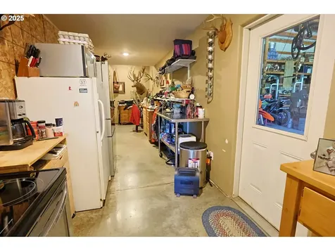 63011 Isthmus Heights Road Coos Bay OR 97420