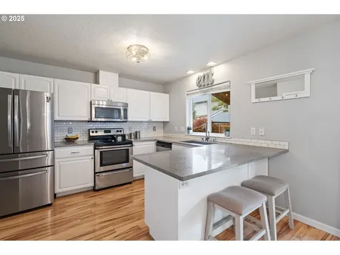 16304 NE 65th Street Vancouver WA 98682