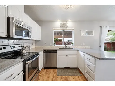 16304 NE 65th Street Vancouver WA 98682