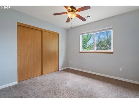16304 NE 65th Street Vancouver WA 98682