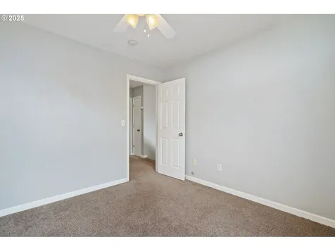 16304 NE 65th Street Vancouver WA 98682