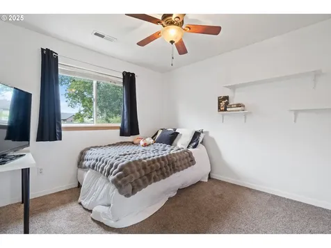 16304 NE 65th Street Vancouver WA 98682