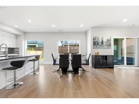 4018 SE 77th Avenue Hillsboro OR 97123