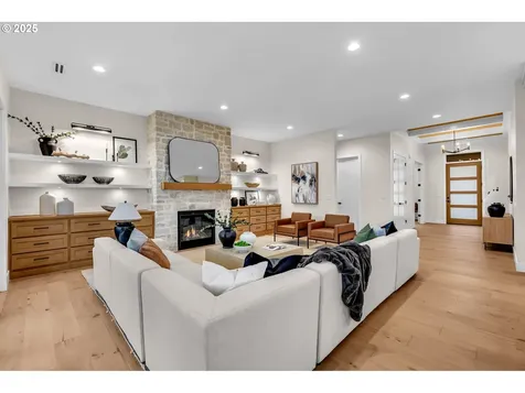 17716 NE 25th Court Ridgefield WA 98642