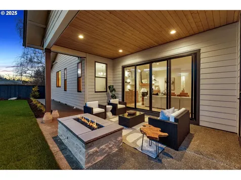 17716 NE 25th Court Ridgefield WA 98642