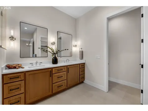 17716 NE 25th Court Ridgefield WA 98642
