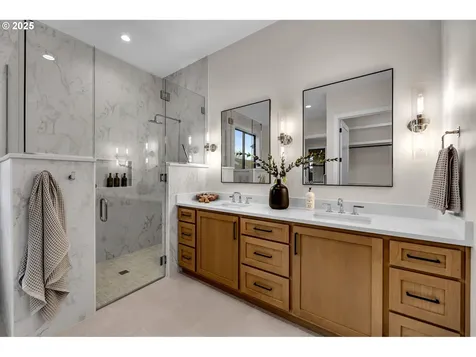 17716 NE 25th Court Ridgefield WA 98642