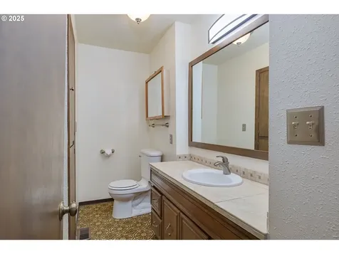 11644 NE San Rafael Street Portland OR 97220