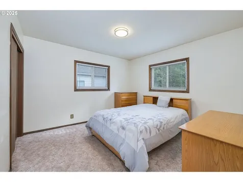 11644 NE San Rafael Street Portland OR 97220