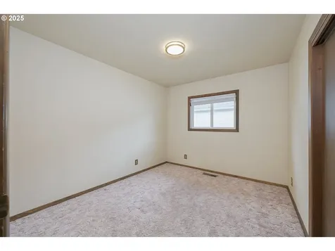 11644 NE San Rafael Street Portland OR 97220