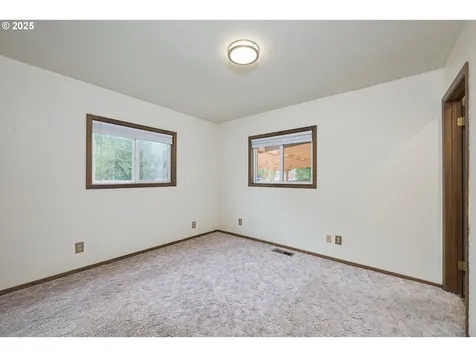 11644 NE San Rafael Street Portland OR 97220