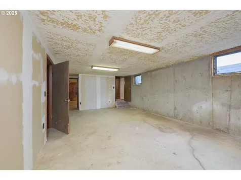 11644 NE San Rafael Street Portland OR 97220