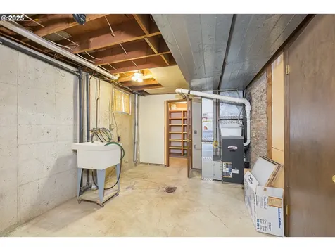 11644 NE San Rafael Street Portland OR 97220
