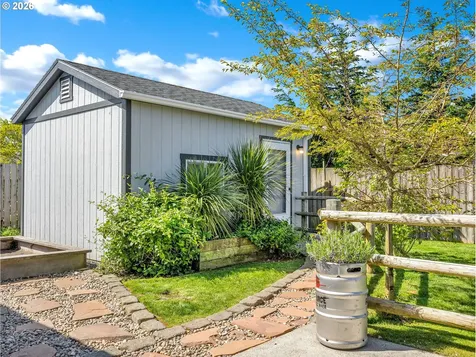 331 SW Jade Place Warrenton OR 97146
