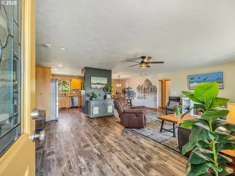 331 SW Jade Place Warrenton OR 97146