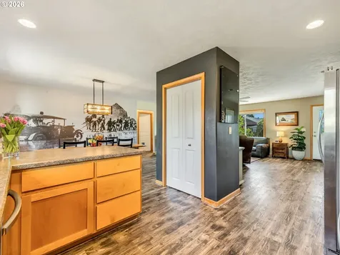 331 SW Jade Place Warrenton OR 97146