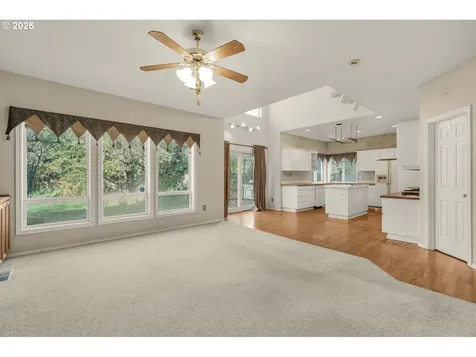 28525 SW Cascade Loop Wilsonville OR 97070