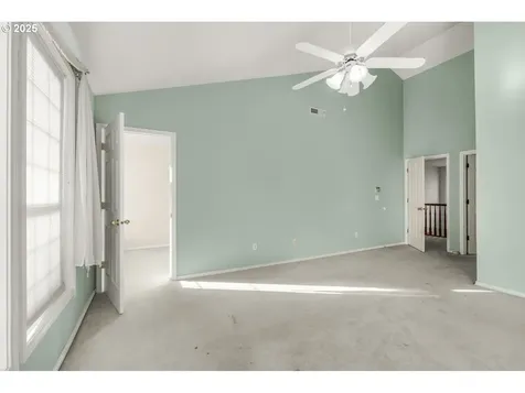28525 SW Cascade Loop Wilsonville OR 97070