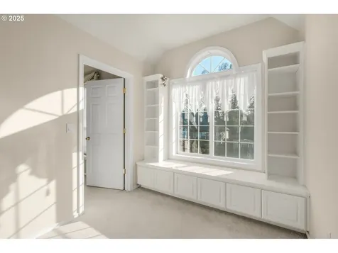28525 SW Cascade Loop Wilsonville OR 97070