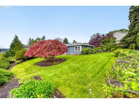 540 E Fairfield Street Gladstone OR 97027