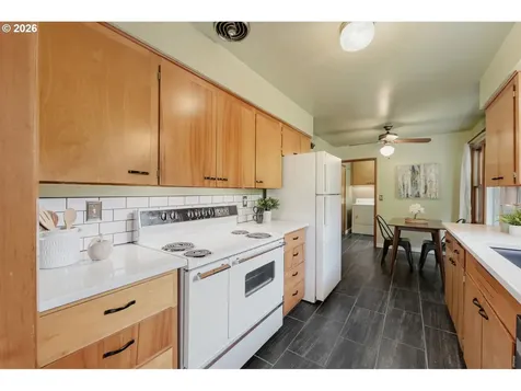 540 E Fairfield Street Gladstone OR 97027