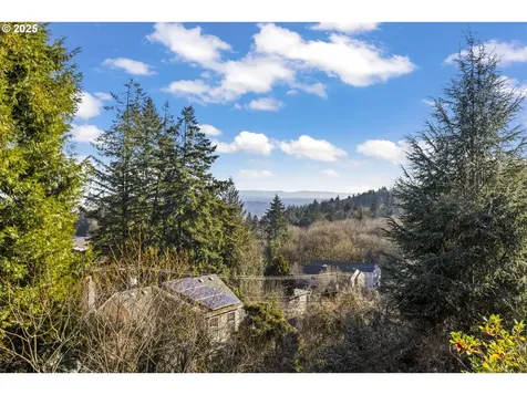 3412 SW 13th Avenue Portland OR 97239