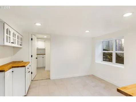 3412 SW 13th Avenue Portland OR 97239