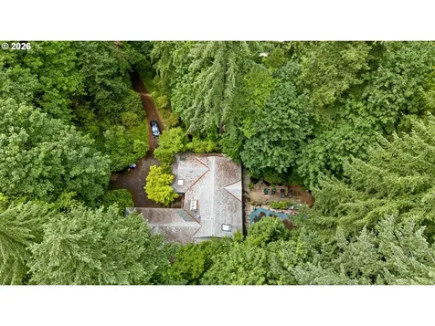 4500 W Burnside Road Portland OR 97210