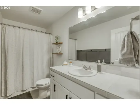 1636 S Mike Drive Newberg OR 97132
