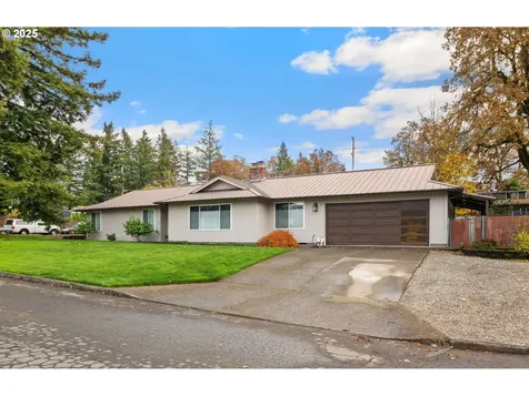 17125 SE Shadow Court Milwaukie OR 97267