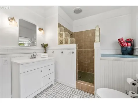 3205 NE 65th Avenue Portland OR 97213