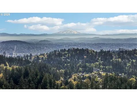 1600 SW Upland Drive Portland OR 97221