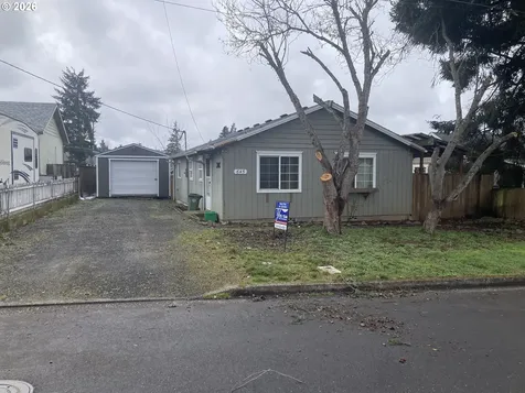 645 S 14th Street Cottage Grove OR 97424