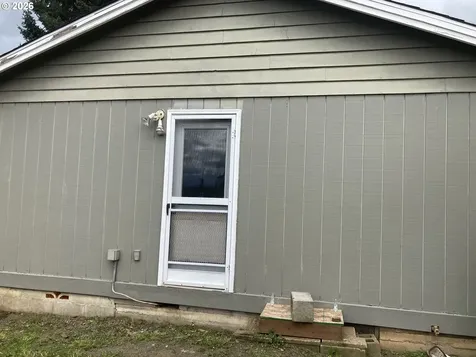 645 S 14th Street Cottage Grove OR 97424