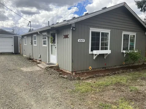 645 S 14th Street Cottage Grove OR 97424